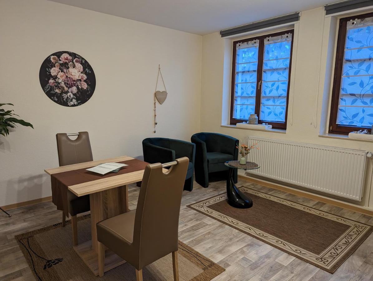 Restaurant Zur Blume Apartment ฮัททิงเงน ภายนอก รูปภาพ