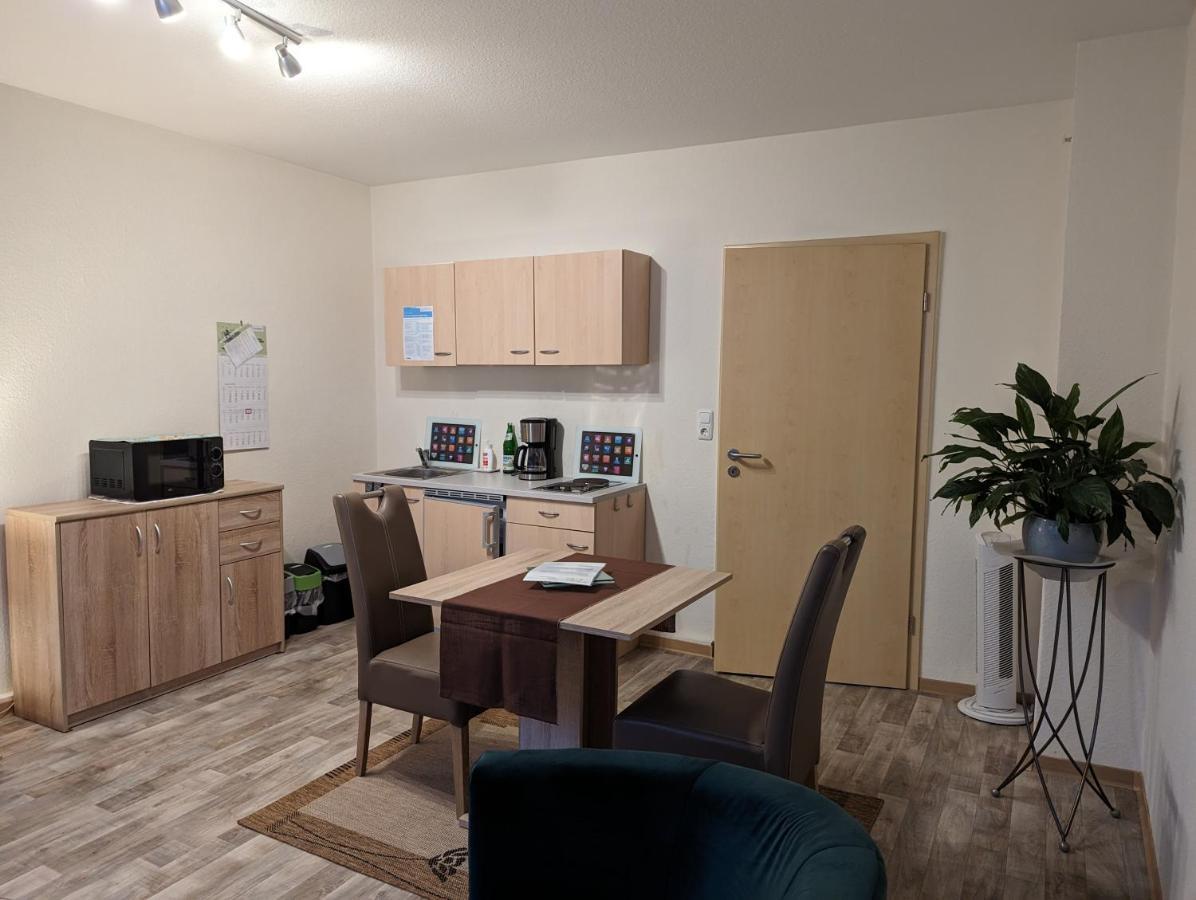 Restaurant Zur Blume Apartment ฮัททิงเงน ภายนอก รูปภาพ